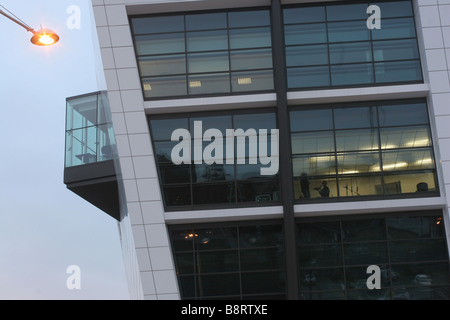 Atrium Gebäude Haus des Cardiff kreative und kulturelle Industrien University of Glamorgan Cardiff South.Wales UK Stockfoto