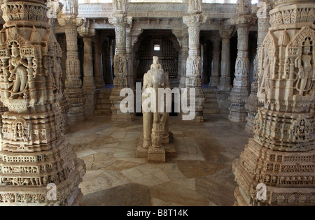 Indien Rajasthan Ranakpur Chaumukha Jain Tempel der Adinath Stockfoto