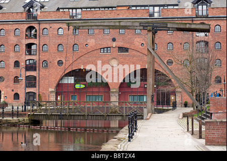 Klappbrücke und Kaufleute Lager "Jacksons Wharf" Castlefield, Manchester, England, "Great Britain" Stockfoto