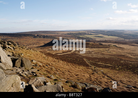 Carl Wark Hill Fort vom Higger Tor, Peak District Landscape England Großbritannien. Britische Landschaft Stockfoto