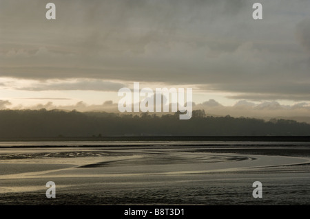 Sonnenuntergang vom Arnside Blick über Fluss Kent und Kent Viadukt, Carnforth, Cumbria uk Stockfoto