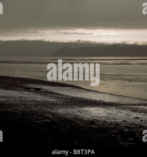 Sonnenuntergang vom Arnside Blick über Fluss Kent, Carnforth, Cumbria uk Stockfoto