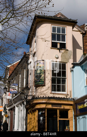 Die Nussschale kleinste Kneipe in Großbritannien bury St Edmunds Suffolk Stadt England uk gb Stockfoto