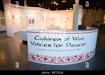 Eingang zum Kinder des Krieges, Stimmen für den Frieden, Ausstellung im Ballon Museum, Albuquerque, New Mexico, USA Stockfoto
