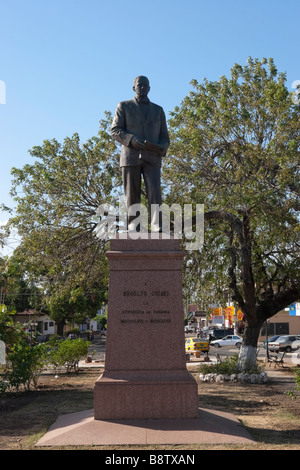 Rodolfo Chiari-Denkmal. Aguadulce, Provinz Cocle, Republik Panama, Mittelamerika Stockfoto