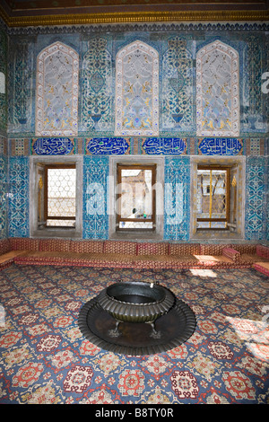 Zimmer des Kronprinzen im Harem des Topkapi-Palast-Istanbul-Türkei ...