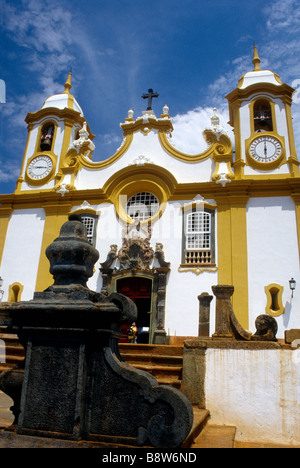 Barocke Kirche von San Antonio in Tiradentes Stockfoto