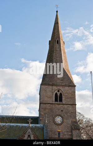 Turm und Clocktower St Wilfrid Kirche, am Kirchhügel, Kirkby-In-Ashfield, Nottinghamshire, England. Stockfoto