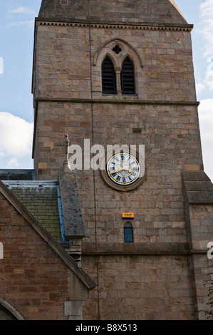 Teil der Glockenturm der Kirche St Wilfrid, steht am Kirchhügel, Kirkby-In-Ashfield, Nottinghamshire, England. Stockfoto