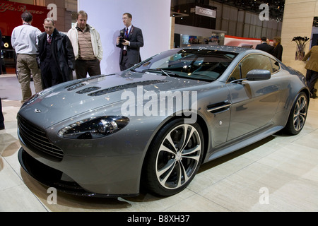 Aston Martin V12 Vantage auf einem europäischen motor Show gezeigt. Stockfoto