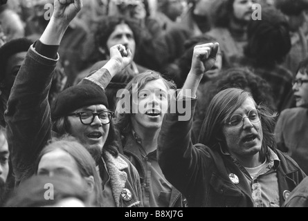 Anti-Vietnam-Krieg versammeln sich Demonstranten zu einer Kundgebung auf The Common in Boston, Massachusetts am 15. April 1970 Stockfoto