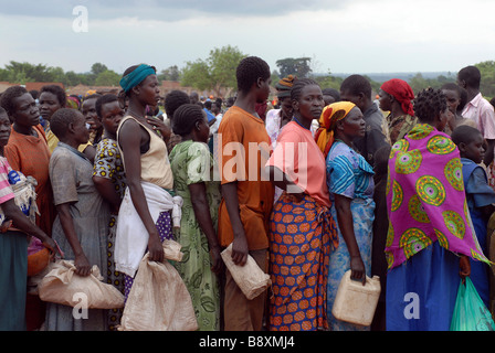 Menschen in einem Flüchtlingslager in Kitgum, Uganda Stockfoto