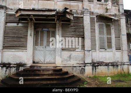 Alte Gebäude des Krankenhauses in St Laurent du Maroni-Französisch-Guayana Stockfoto