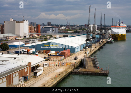 Hafen von Southampton, County Hampshire, England, Vereinigtes Königreich Stockfoto