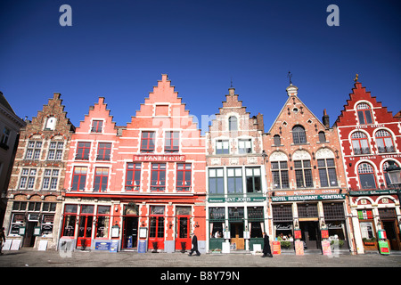 Brügge, Brügge, Flandern, Belgien, Markt, Corbie Giebel, restaurants Stockfoto