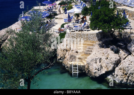 Kas, Kucuk Cakil, der Bucht Felsiger Strand in der Türkei in der Nähe von Kalkan, westlichen Mittelmeer. Stockfoto