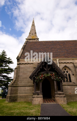 St John’s Church, eine typische Pfarrkirche aus dem 19. Jahrhundert in Marchington Woodlands, Staffordshire, England. Stockfoto