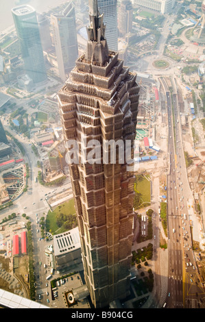 Jin Mao Gebäude von oben gesehen. Stockfoto