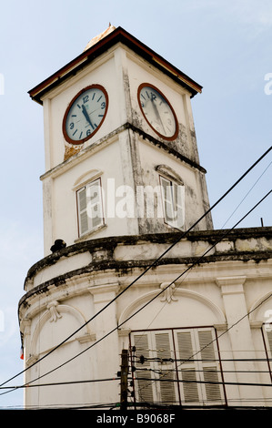 Schöne alte Gebäude in der kleinen Stadt von Phuket, Thailand. Stockfoto