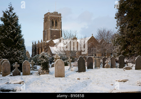 St.-Martins Kirche, Liskeard, im Schnee Stockfoto