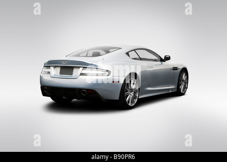 2009 Aston Martin DBS in Silber - hintere Winkel Ansicht Stockfoto