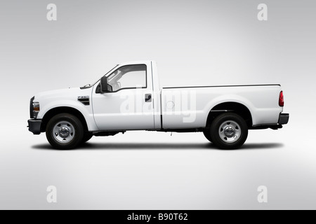 2009 Ford f-250 SD XL in weiß - Treiber Seitenprofil Stockfoto