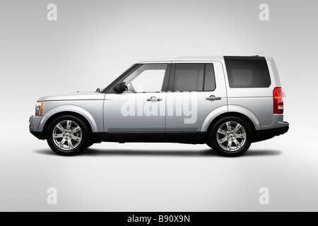 2009 Land Rover LR3 HSE in Silber - Treiber Seitenprofil Stockfoto