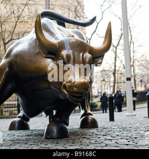 Bull, Bowling Green und Broadway New York City USA aufladen Stockfoto