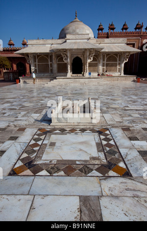 Scheich Salim Chishti Grab im Inneren die Freitagsmoschee in Fatehpur Sikri Indien Stockfoto