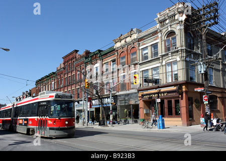 Alte Architektur von Toronto und Straßenbahn Stockfoto