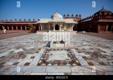 Scheich Salim Chishti Grab im Inneren die Freitagsmoschee in Fatehpur Sikri Indien Stockfoto