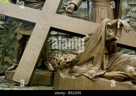 Jesus fällt zum dritten Mal aus dem Kreuzweg Stockfoto