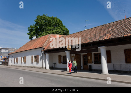 Taverne Postipoiss in Pärnu, Estland, Europa Stockfoto