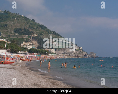 Strand von Maiori, Amalfiküste, Kampanien, Italien, Europa, UNESCO-Welterbe Stockfoto