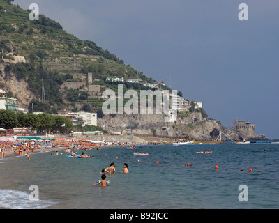 Strand von Maiori, Amalfiküste, Kampanien, Italien, Europa, UNESCO-Welterbe Stockfoto