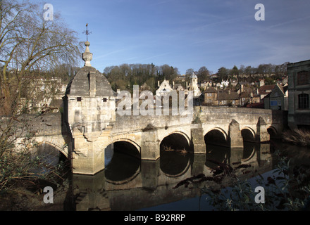 Bradford on Avon, alte Straßenbrücke über den Fluss Avon, Wiltshire, England, Großbritannien Stockfoto