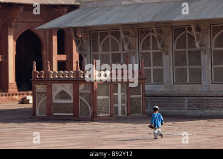 Scheich Salim Chishti Grab im Inneren die Freitagsmoschee in Fatehpur Sikri Indien Stockfoto