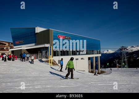 Peak 2 Peak Gondola station verbindet Whistler und Blackcomb Berge, für die Saison 2008/2009 eröffnet. Stockfoto