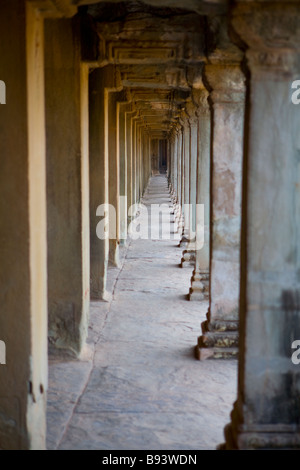 Foto eines Gehwegs in Angkor Wat Stadt neben Siem Reap Kambodscha Stockfoto