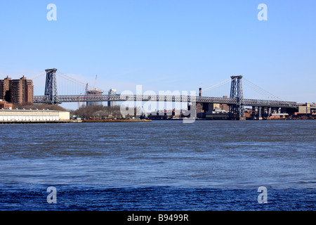 Die Williamsburg Bridge über den East River, verbindet Manhattan und Brooklyn, New York City, USA Stockfoto