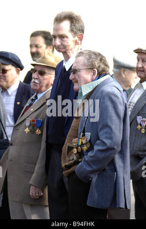Eine Gruppe von alten WWII französischen Veteranen Widerstandskämpfer während ein Gedenktag in Frankreich Stockfoto