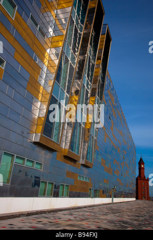 Die neue moderne Architektur des Middlesbrough College, international anerkanntes Regenerationsprogramm; Bildungsräume in Middlehaven, Teesside, Stockfoto