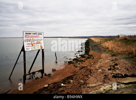 Am Ufer des Flusses Swale in Kent. Stockfoto