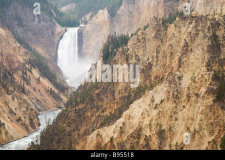 Ansicht des Yellowstone fällt oberen fällt im Yellowstone National Park in Wyoming USA Stockfoto