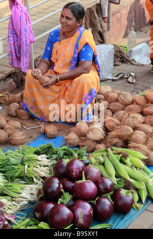 Indien Goa Panaji Panjim Marktfrau Stockfoto