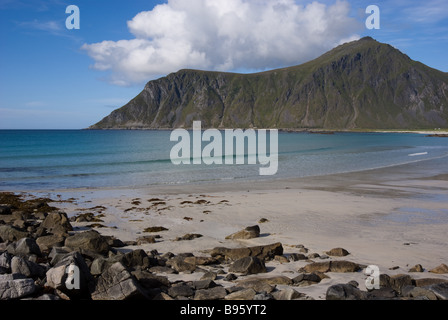 Sandstrand in der Nähe von Ramberg, Flakstad, Flakstadøya island, Lofoten Inseln, Nordland, Norwegen, Skandinavien, Europa Stockfoto