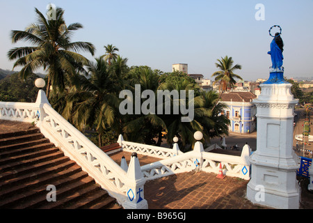 Indien Goa Panaji Panjim Kirchplatz Stockfoto