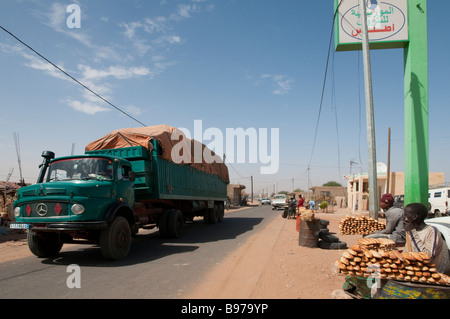 West-Afrika-Mauretanien-Route de l Espoir Straße von Nouakchott nach Nema 1200 km Stockfoto