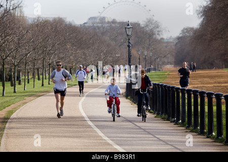 Sonntagmorgen im Hyde Park London UK Stockfoto