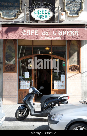 Cafe de l ' Opera auf La Rambla in Barcelona Stockfoto